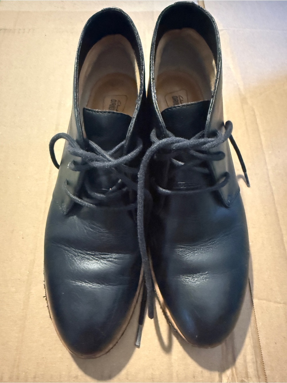 Clarks Black leather ankle booties boots heels. Size 7.5.